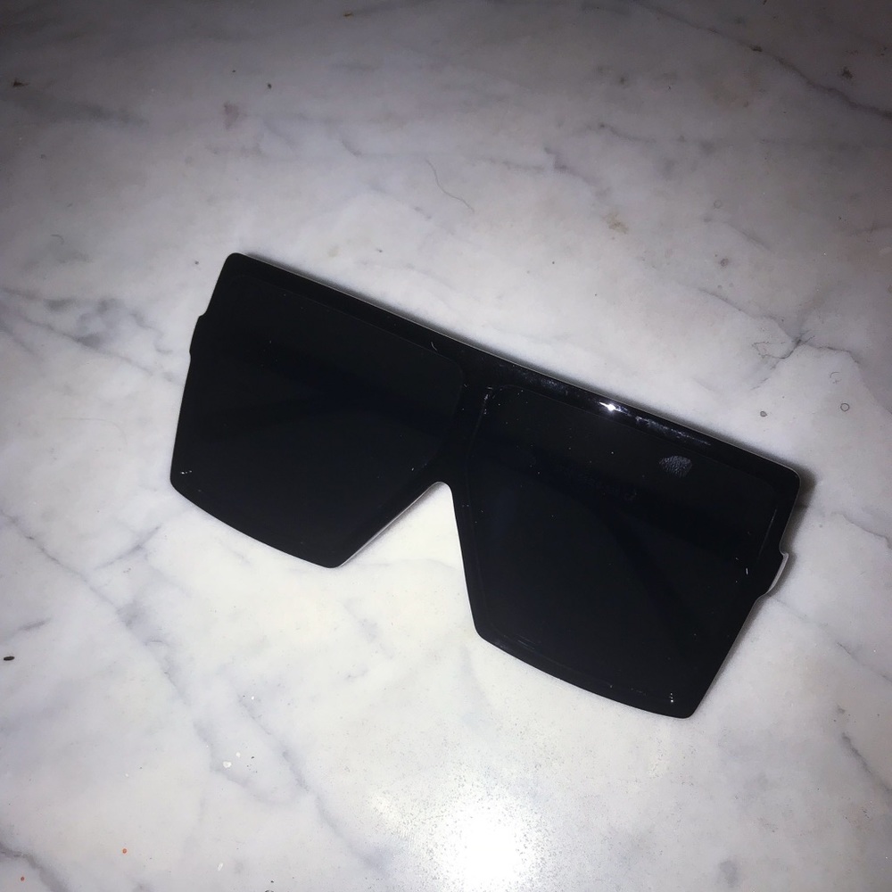 2018 SUMMER SHADES ✨